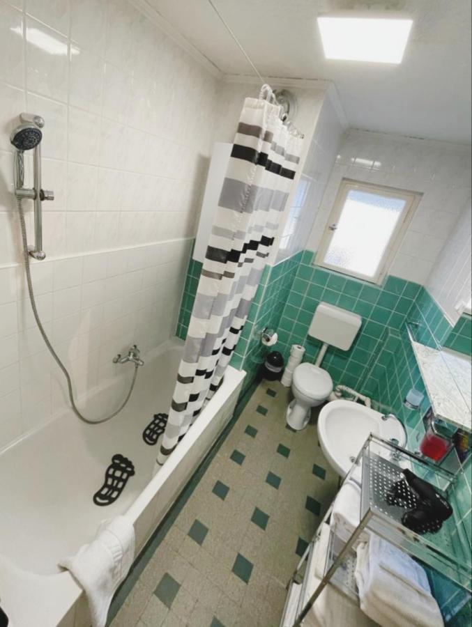Apartment An Den Saarterrassen Saarbrücken Esterno foto